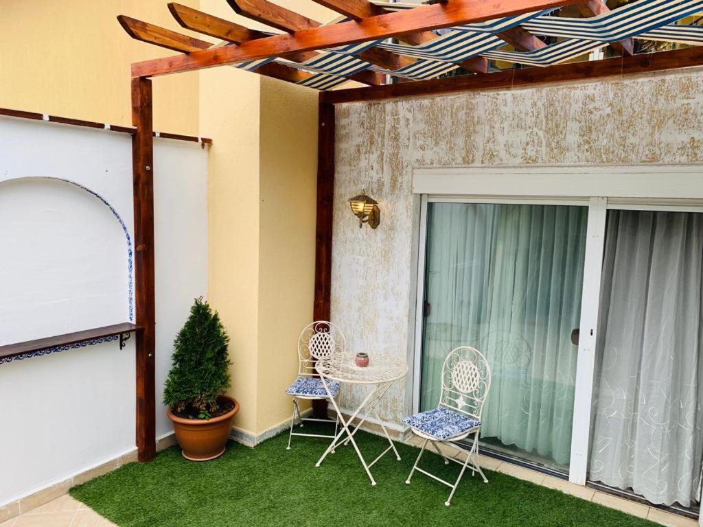 Vasiliko Sea View Apartment 茨雷沃 外观 照片